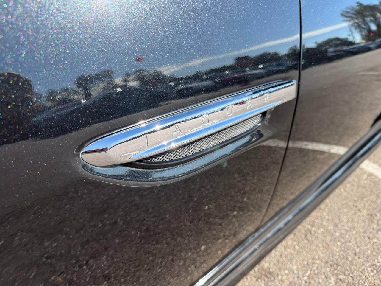 Jaguar XK - Thumbnail 8