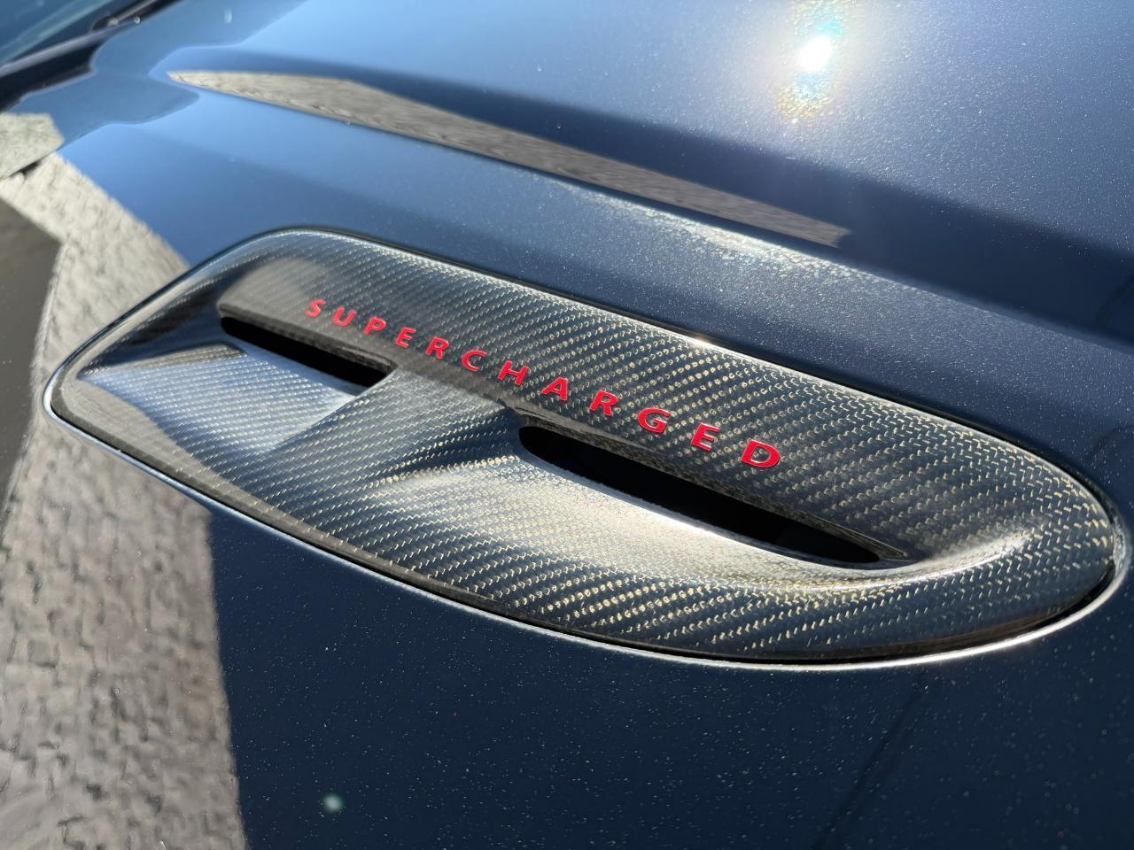 Jaguar XK - Thumbnail 9