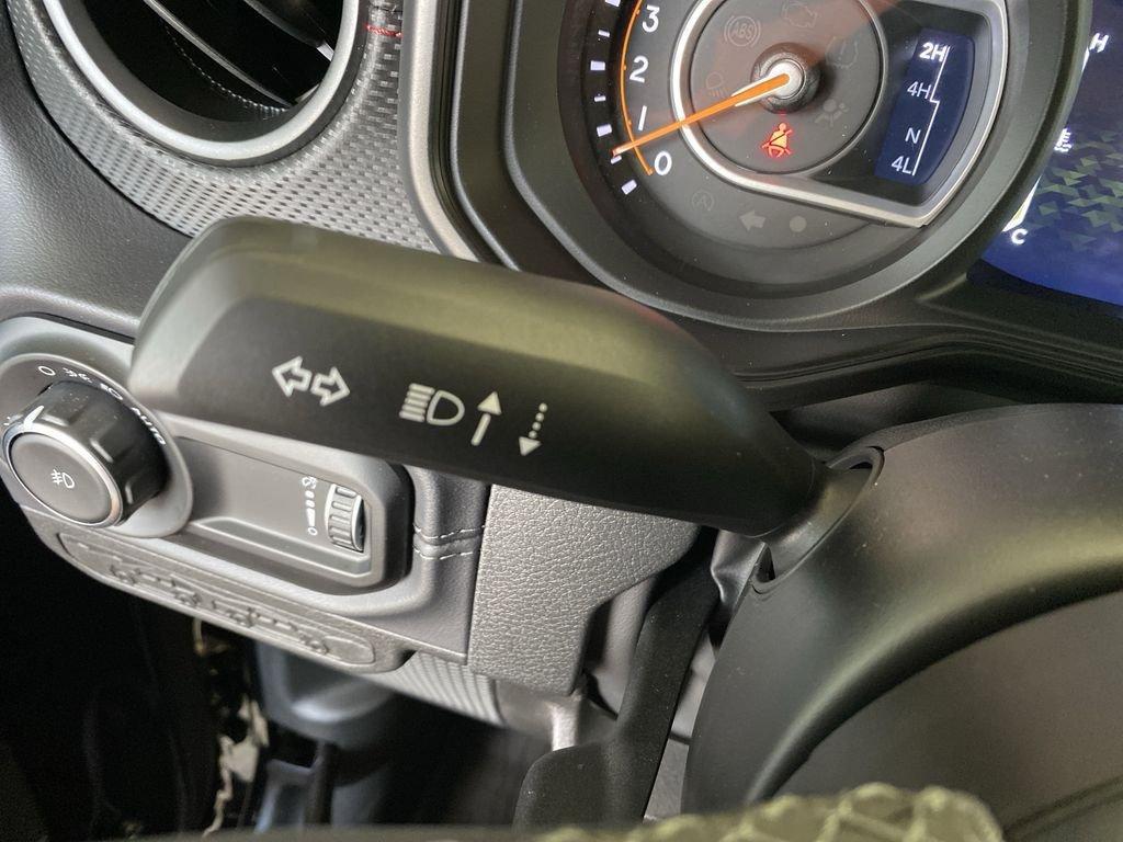 Jeep Wrangler Rubicon - Thumbnail 19