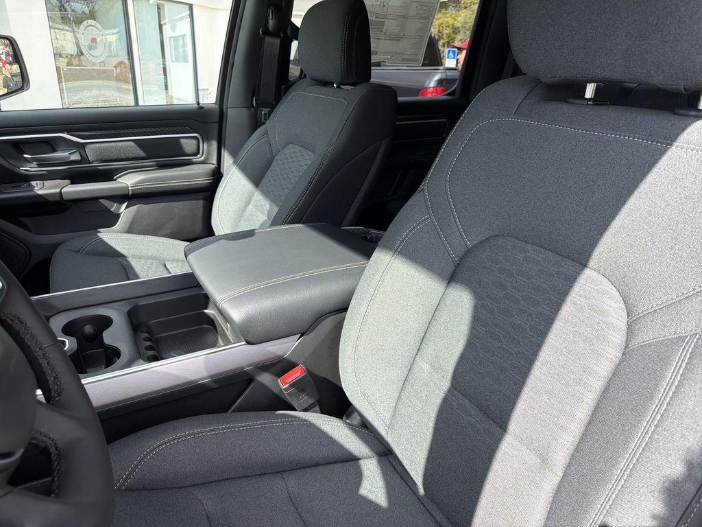 Ram 1500 Big Horn/Lone Star - Thumbnail 14