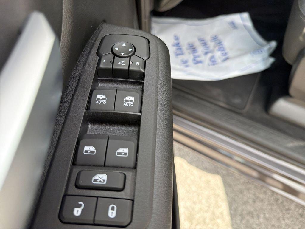 Ram 1500 Big Horn/Lone Star - Thumbnail 12