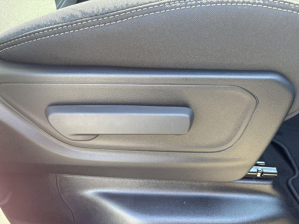 Ram 1500 Big Horn/Lone Star - Thumbnail 17