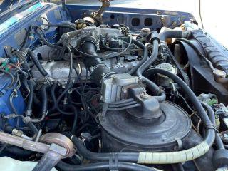 Toyota Land Cruiser - Thumbnail 4