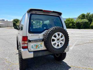 Mitsubishi Pajero - Thumbnail 13