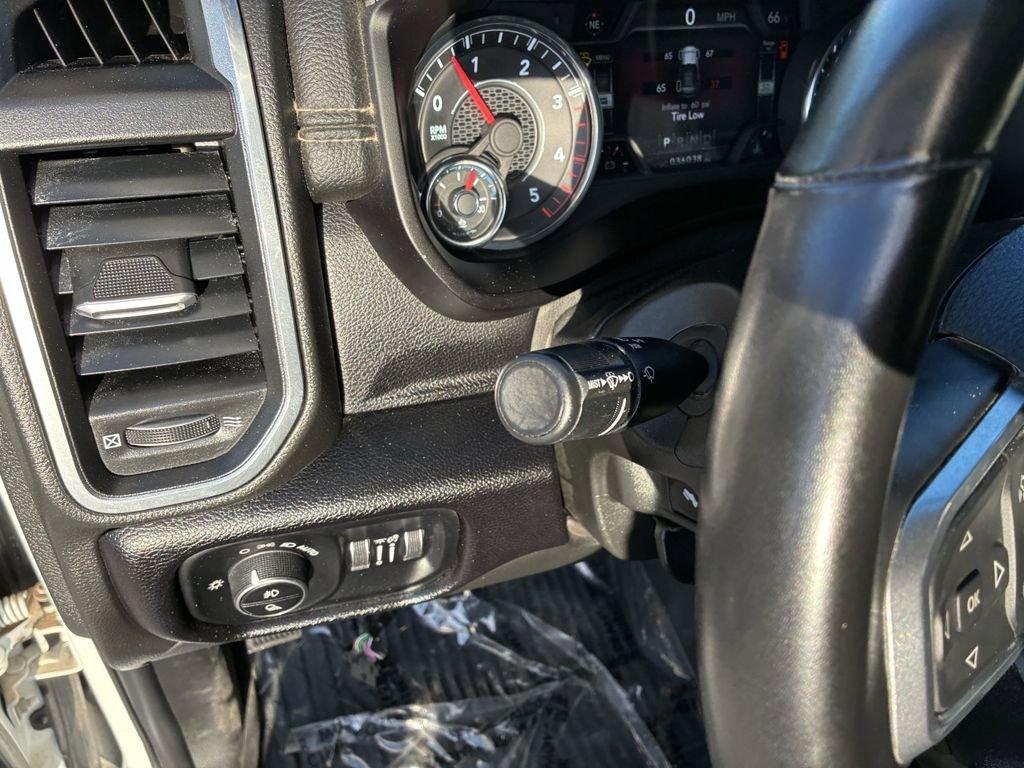 Ram 2500 Laramie 4Wd 4D Crew Cab - Thumbnail 18