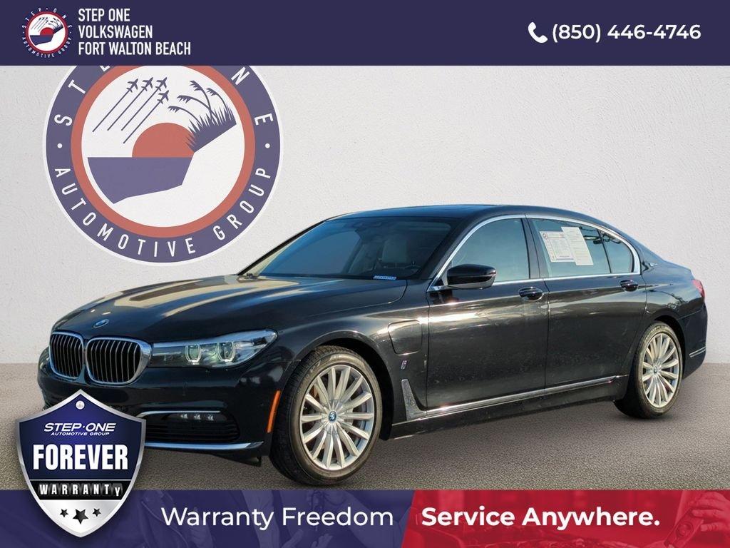 Bmw 7 Series 740E Xdrive Iperformance Awd 4D Sedan - Thumbnail 2