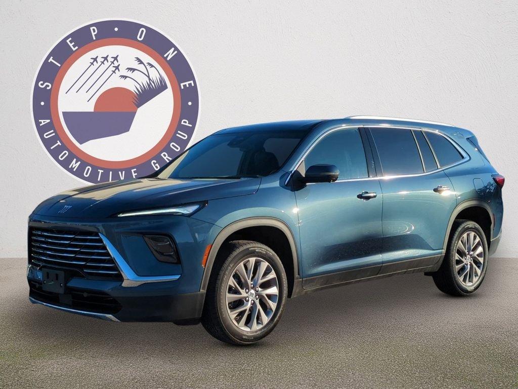 Buick Enclave Preferred Fwd 4D Sport Utility - Thumbnail 3