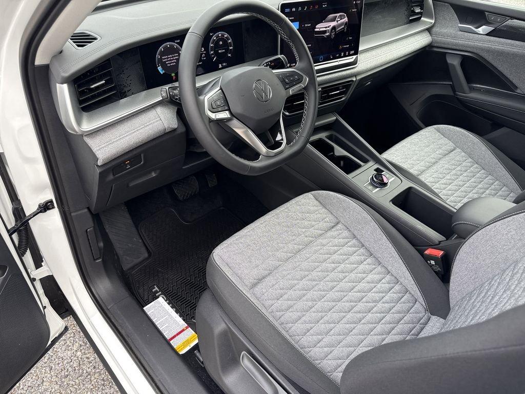 Volkswagen Tiguan 2.0T S Fwd 4D Sport Utility - Thumbnail 12