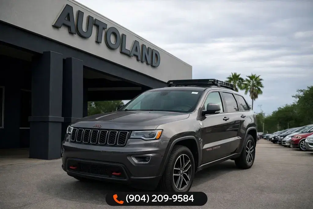 Jeep Grand Cherokee Trailhawk - Thumbnail 2