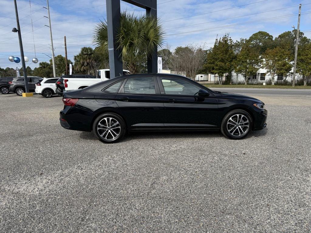 Volkswagen Jetta 1.5T Sport Fwd 4D Sedan - Thumbnail 9