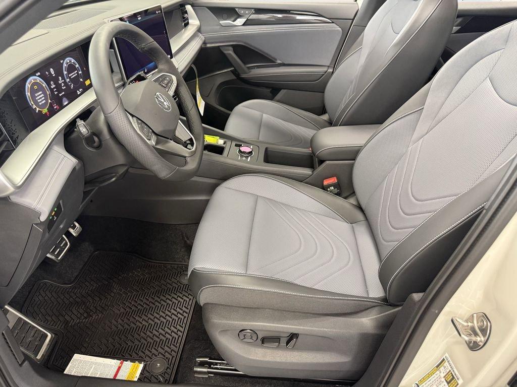 Volkswagen Tiguan 2.0T Se R-Line Black Fwd 4D Sport Utility - Thumbnail 12