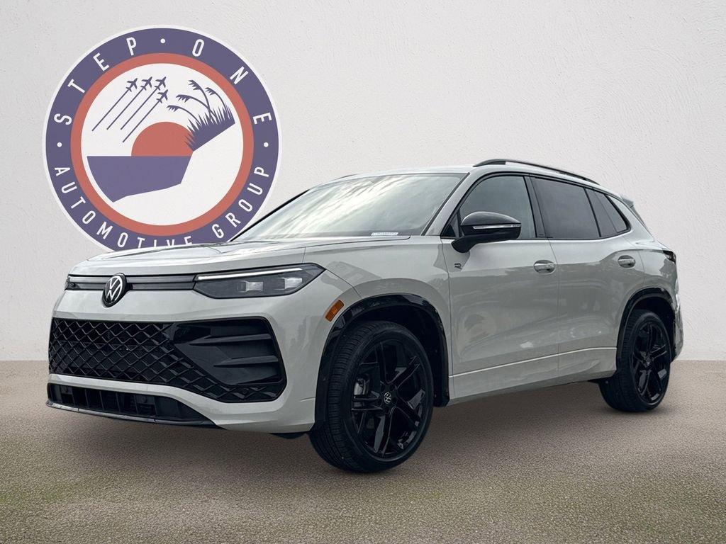 Volkswagen Tiguan 2.0T Se R-Line Black Fwd 4D Sport Utility - Thumbnail 3