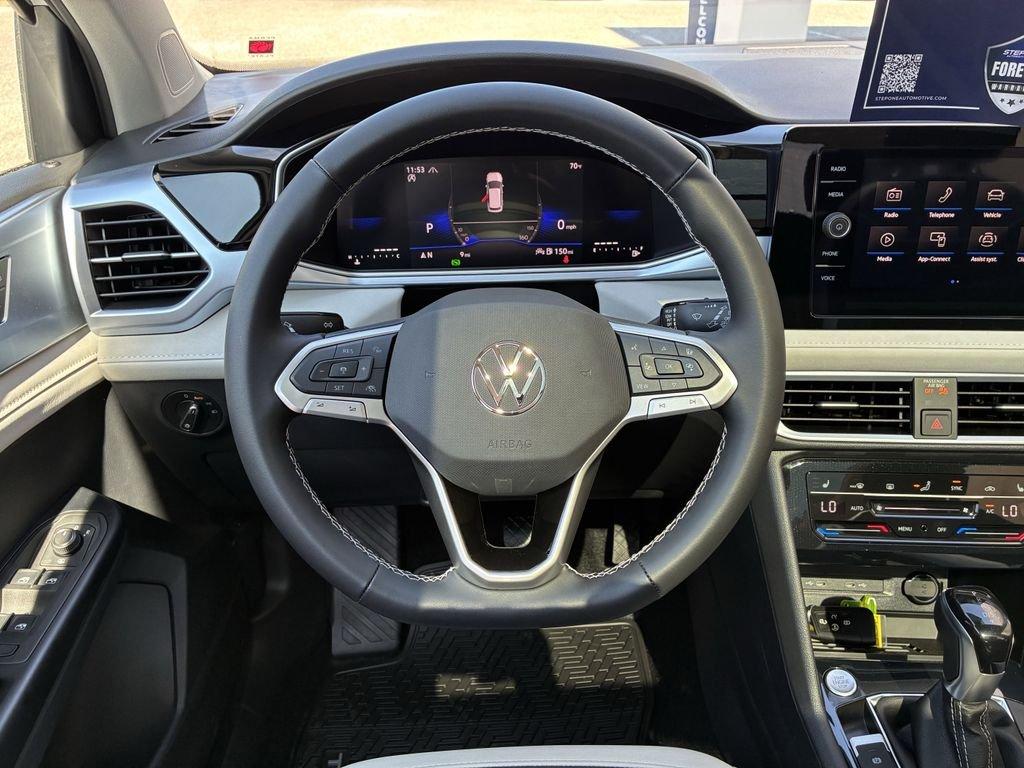 Volkswagen Taos 1.5T Se Awd 4D Sport Utility - Thumbnail 18