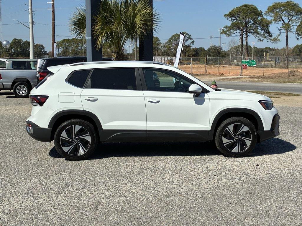 Volkswagen Taos 1.5T Se Awd 4D Sport Utility - Thumbnail 9