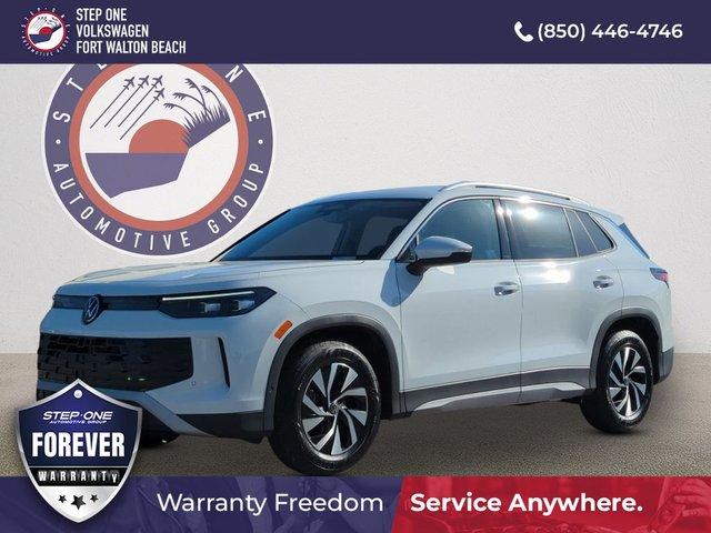 Volkswagen Tiguan 2.0T S Fwd 4D Sport Utility - View 1