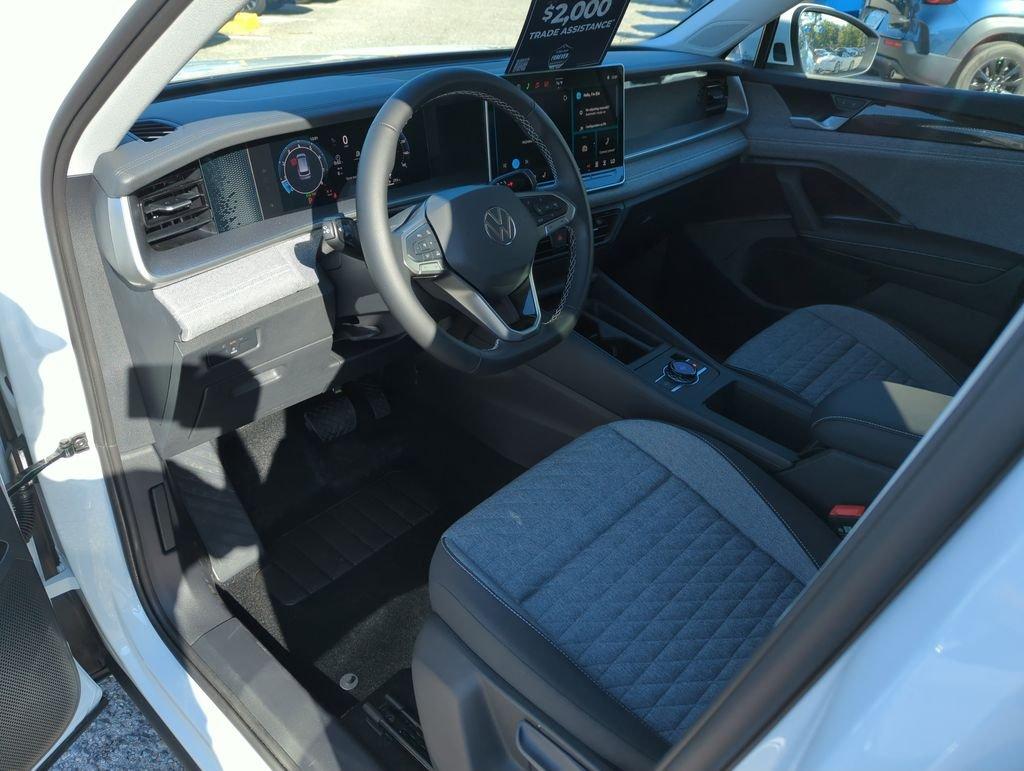 Volkswagen Tiguan 2.0T S Fwd 4D Sport Utility - Thumbnail 12