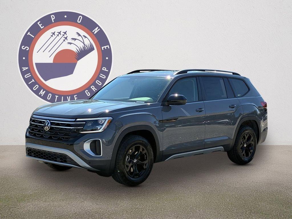 Volkswagen Atlas 2.0T Peak Edition Awd 4D Sport Utility - Thumbnail 3