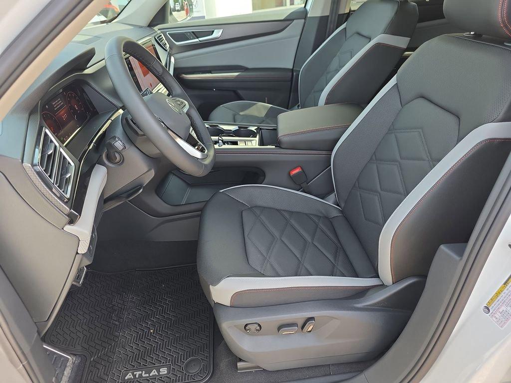 Volkswagen Atlas 2.0T Peak Edition Awd 4D Sport Utility - Thumbnail 13