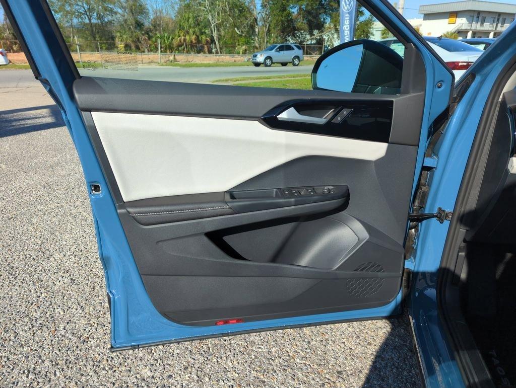 Volkswagen Taos 1.5T S Fwd 4D Sport Utility - Thumbnail 19