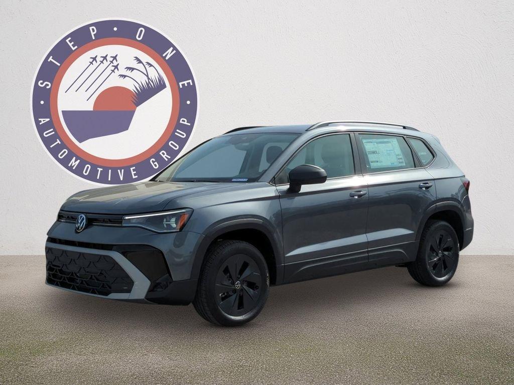 Volkswagen Taos 1.5T S Fwd 4D Sport Utility - Thumbnail 3