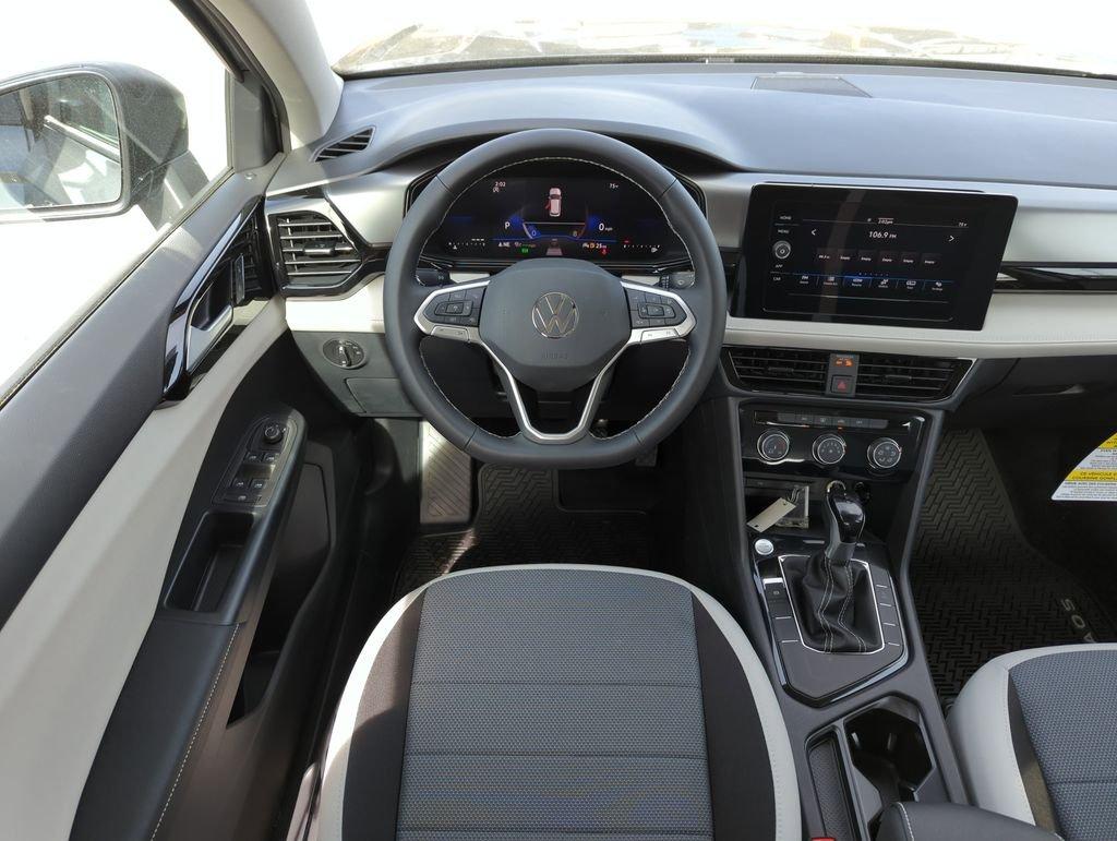 Volkswagen Taos 1.5T S Fwd 4D Sport Utility - Thumbnail 15