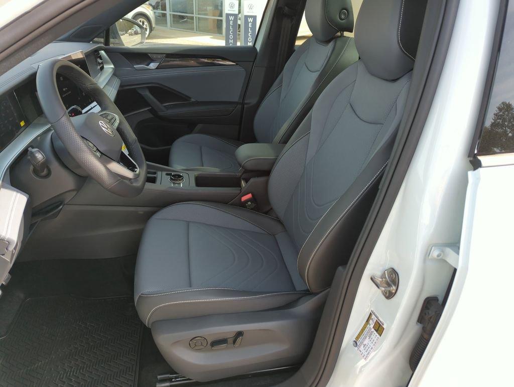 Volkswagen Tiguan 2.0T Se R-Line Black Awd 4D Sport Utility - Thumbnail 13