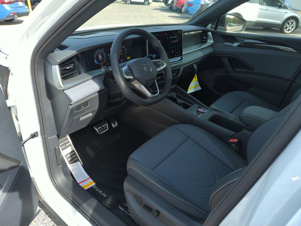 Volkswagen Tiguan 2.0T Se R-Line Black Awd 4D Sport Utility - Thumbnail 12