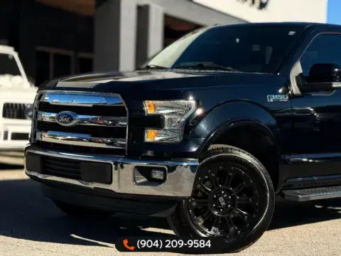 Ford F-150 Lariat - Thumbnail 3