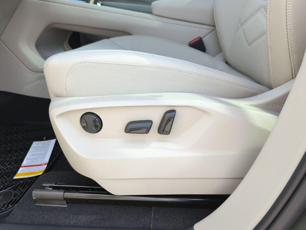 Volkswagen Atlas 2.0T Se W/Technology Fwd 4D Sport Utility - Thumbnail 14