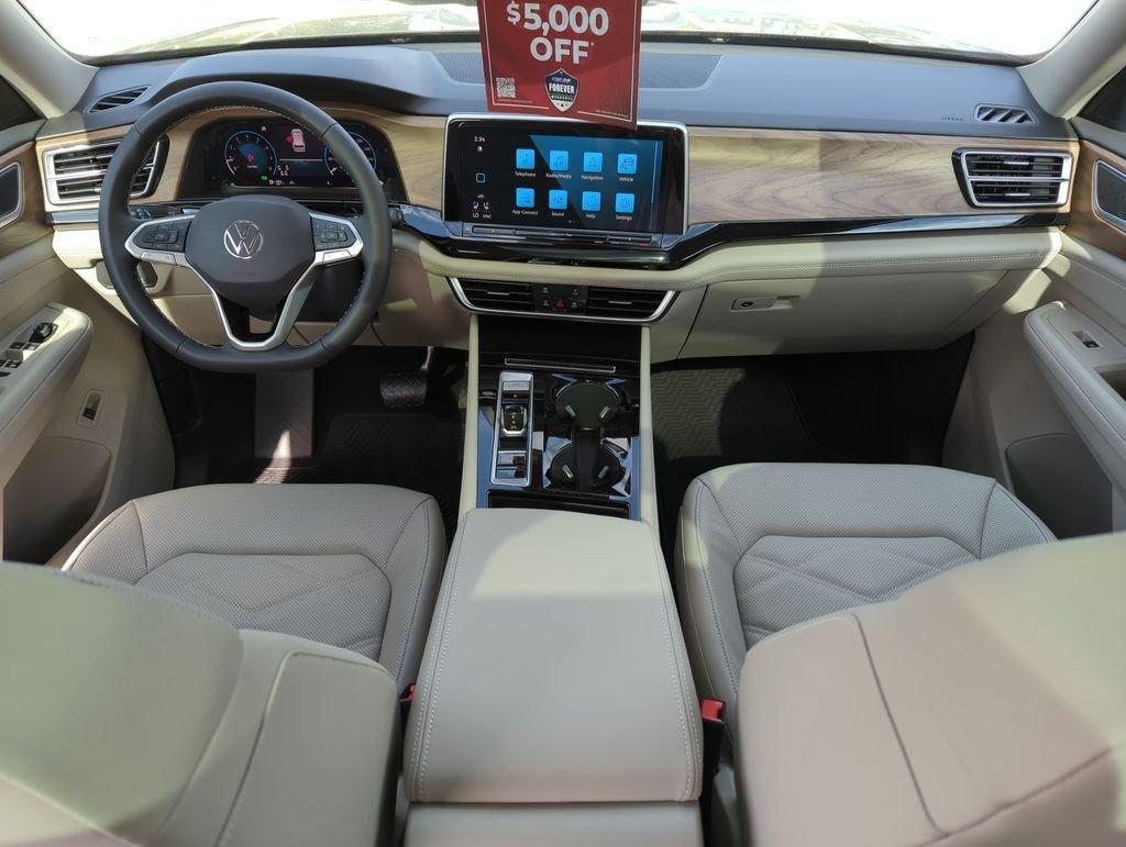 Volkswagen Atlas 2.0T Se W/Technology Fwd 4D Sport Utility - Thumbnail 16