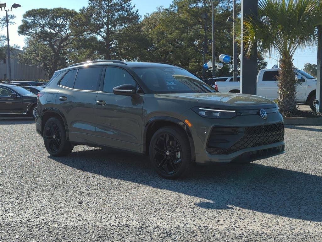 Volkswagen Tiguan 2.0T Se R-Line Black Fwd 4D Sport Utility - Thumbnail 10