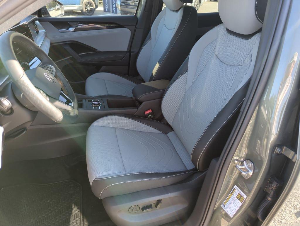 Volkswagen Tiguan 2.0T Se R-Line Black Fwd 4D Sport Utility - Thumbnail 12