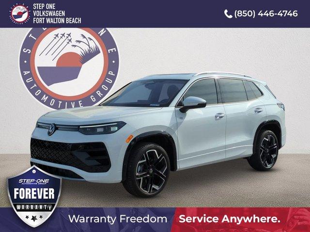 Volkswagen Tiguan 2.0T Sel R-Line Turbo Awd 4D Sport Utility - View 1