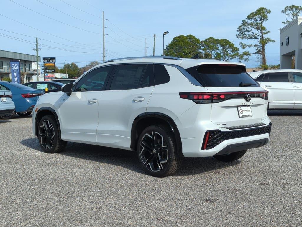 Volkswagen Tiguan 2.0T Sel R-Line Turbo Awd 4D Sport Utility - Thumbnail 6