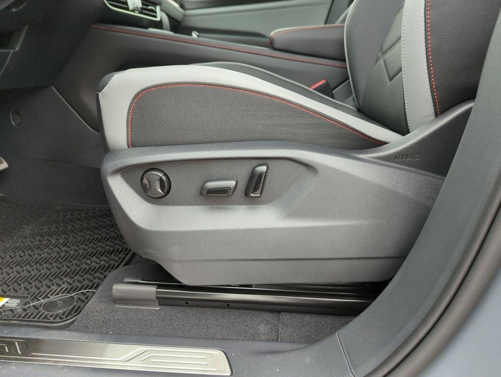 Volkswagen Atlas 2.0T Peak Edition Awd 4D Sport Utility - Thumbnail 14