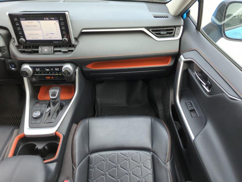 Toyota Rav4 Adventure Awd 4D Sport Utility - Thumbnail 17