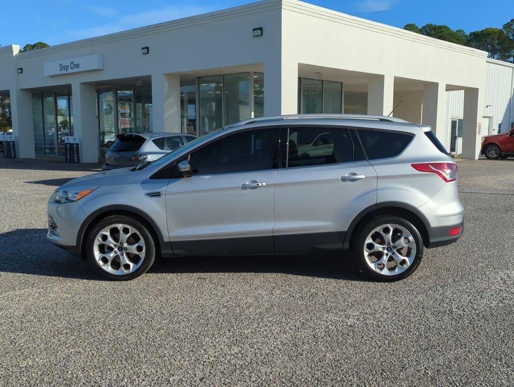 Ford Escape Titanium Fwd 4D Sport Utility - Thumbnail 5