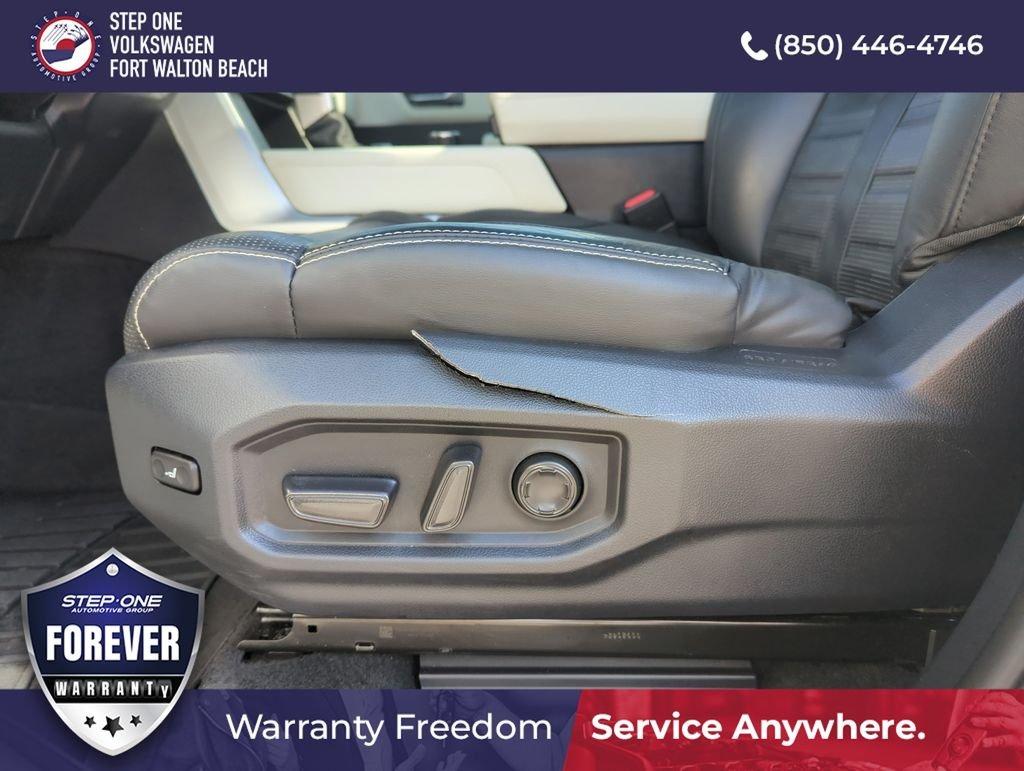 Toyota Sequoia Capstone 4Wd 4D Sport Utility - Thumbnail 14