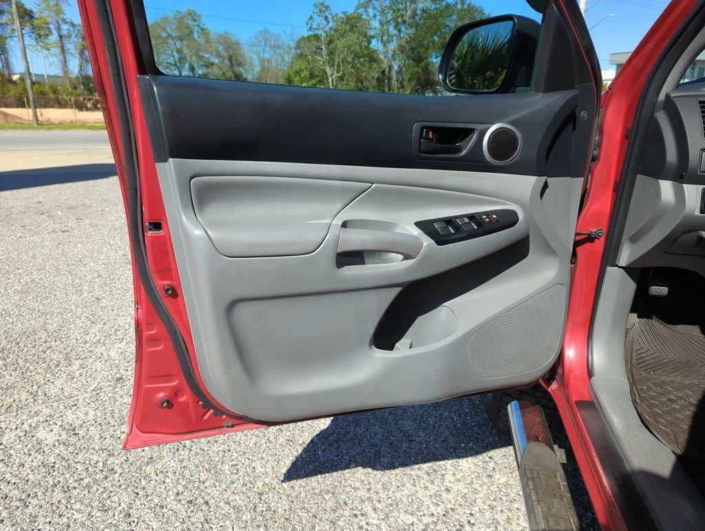 Toyota Tacoma Prerunner Rwd 4D Double Cab - Thumbnail 18