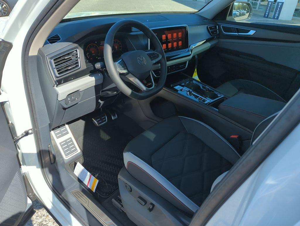 Volkswagen Atlas 2.0T Peak Edition Awd 4D Sport Utility - Thumbnail 12