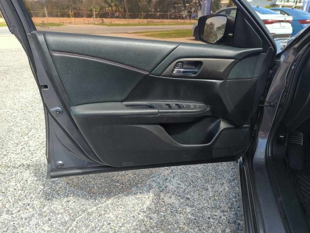 Honda Accord Sport Special Edition Fwd 4D Sedan - Thumbnail 19