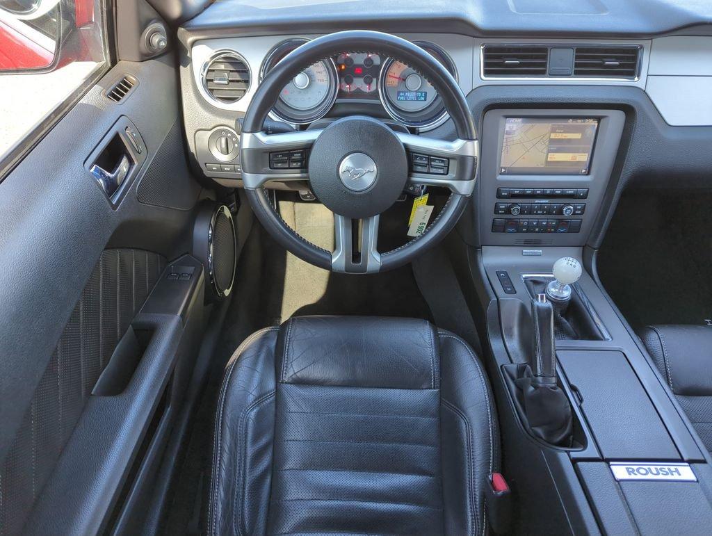 Ford Mustang Gt Premium Rwd 2D Coupe - Thumbnail 15