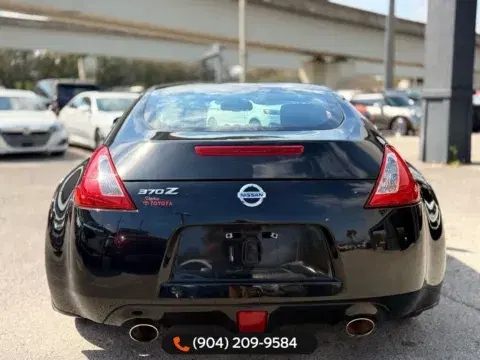Nissan 370Z - Thumbnail 5