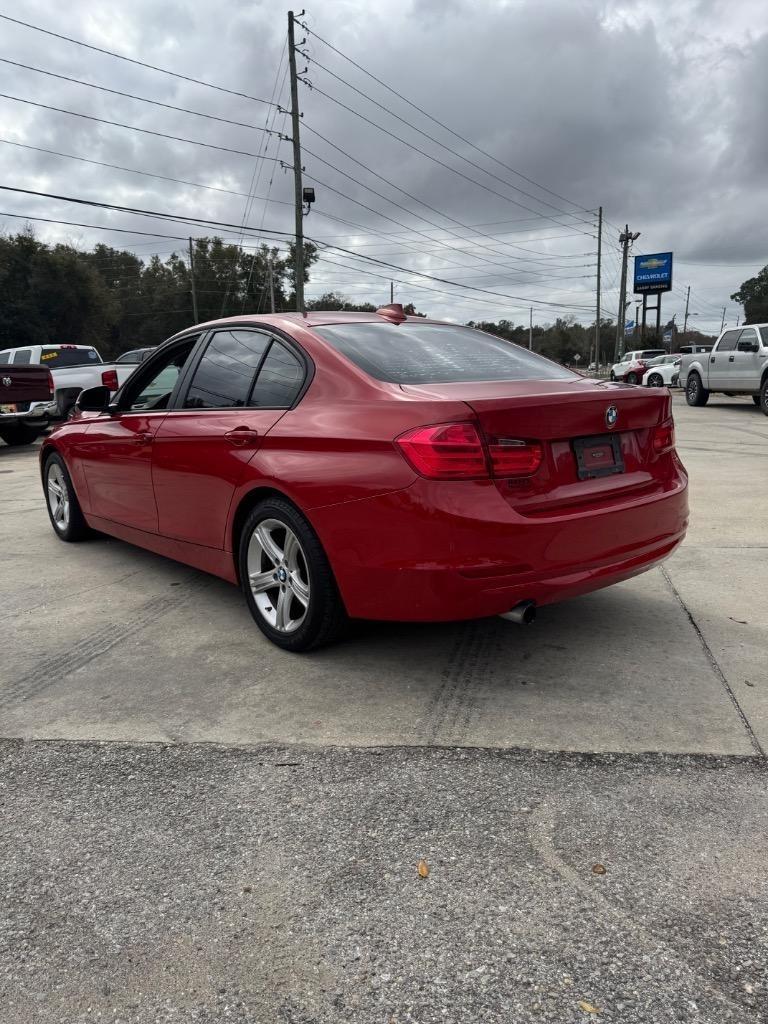 Bmw 3-Series320I Sedan - Thumbnail 5