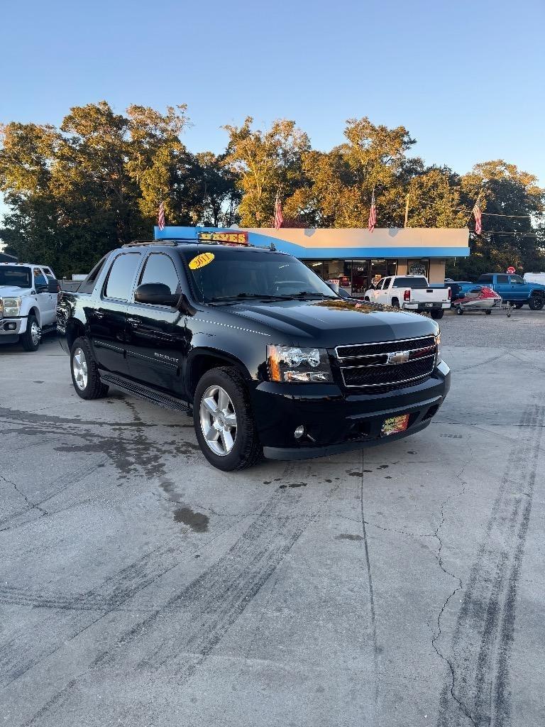 Chevrolet Avalanchelt 2Wd - View 1