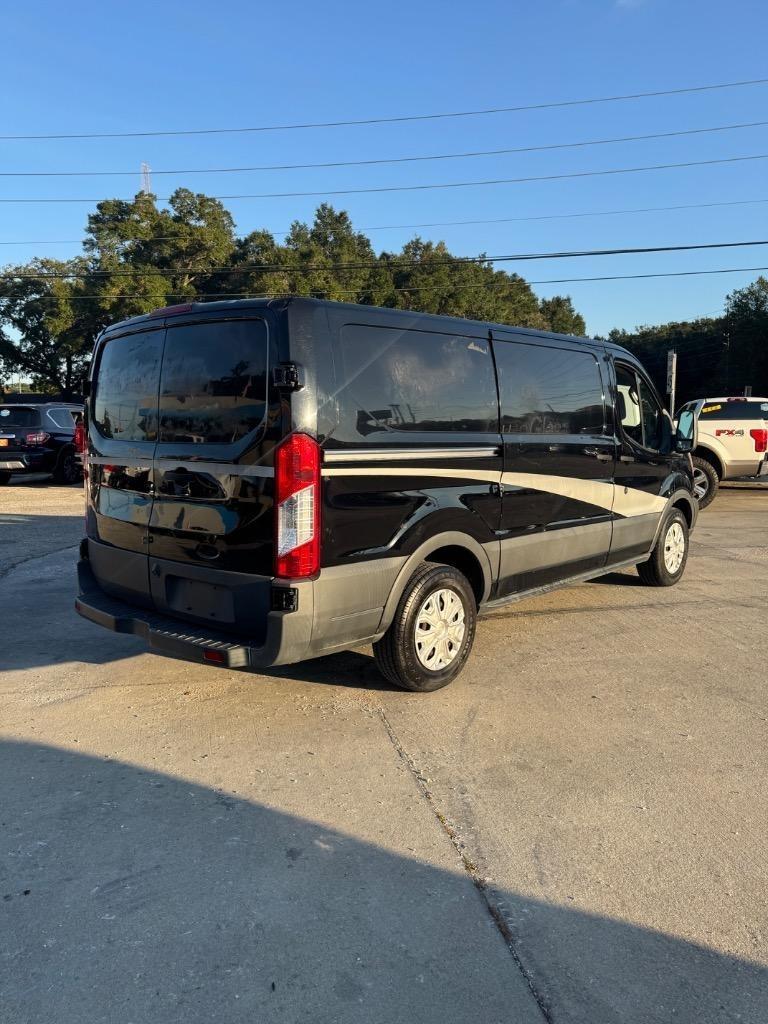 Ford Transit150 Van Low Roof W/Sliding Pass. 130-In. Wb - Thumbnail 3