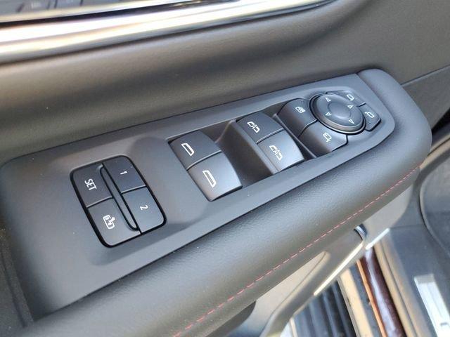 Chevrolet Tahoe Rst - Thumbnail 10