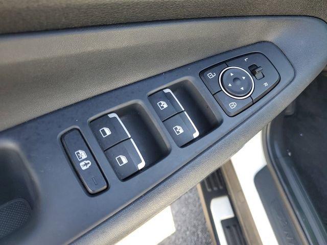 Hyundai Santa Fe Xrt - Thumbnail 10