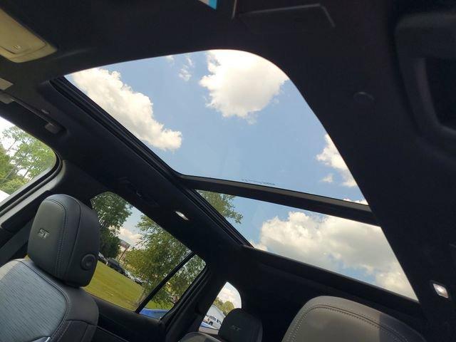 Buick Enclave Sport Touring - Thumbnail 11