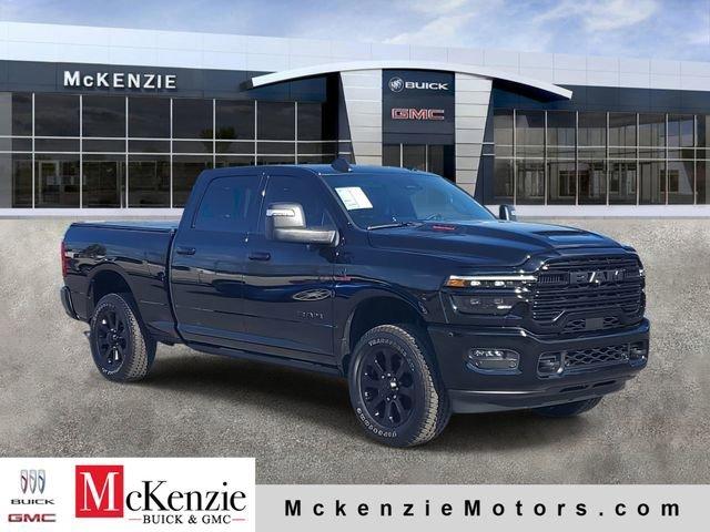 Ram 3500 Laramie - Thumbnail 2